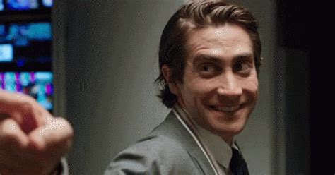 You Got It GIF - Pointing JakeGyllenhal Nightcrawler - Discover & Share ...