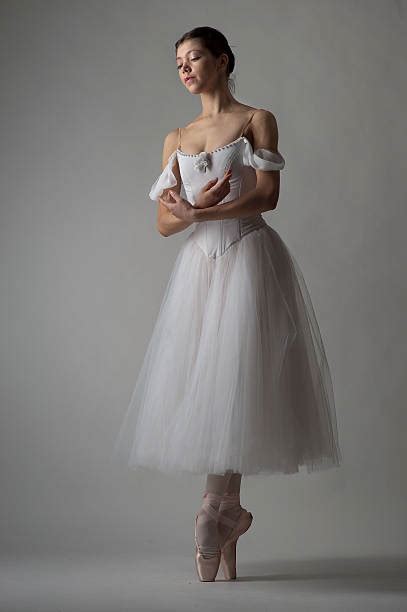 670+ Sad Ballet Dancer Stock Photos, Pictures & Royalty-Free Images ...