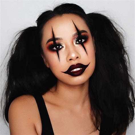 30+ Insane Yet Pretty Halloween Makeup Ideas