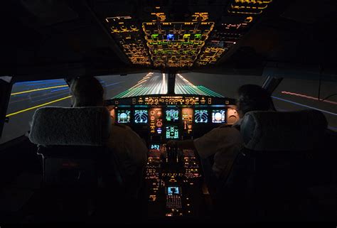 landing at night, cockpit view photo | One Big Photo