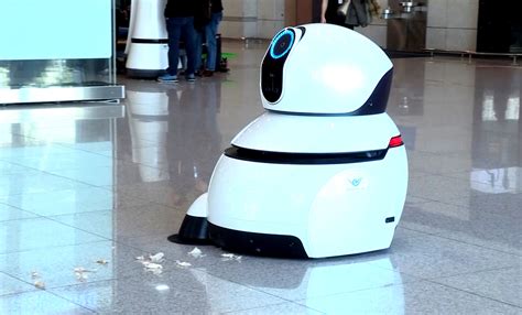 LG AIRPORT ROBOTS TAKE OVER KOREA’S LARGEST AIRPORT | LG Newsroom