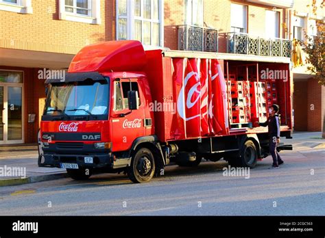 Coca Cola Red Truck High Resolution Stock Photography and Images - Alamy