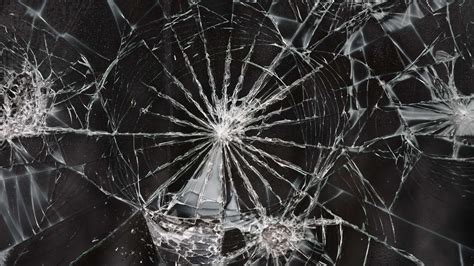 Cracked Screen Wallpaper HD Free Download