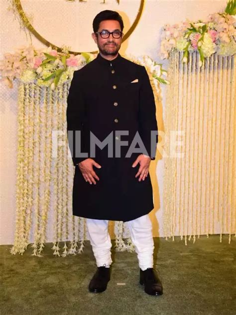 Ira Khan-Nupur Shikhare reception: Aamir Khan and family arrive in ...