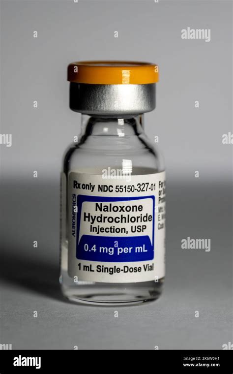 naloxone injection vial Stock Photo - Alamy