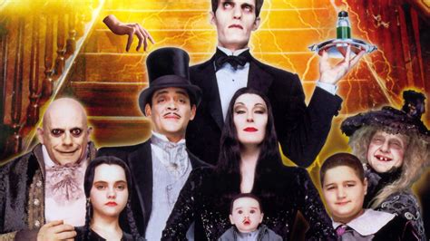 Addams Family Values (1993) - Backdrops — The Movie Database (TMDb)