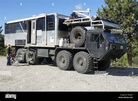 This military HEMTT (Heavy Expanded Mobility Tactical Truck) built by ...