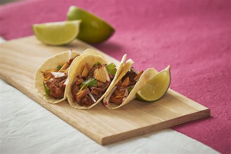 RECIPE: Tacos de Chilorio — POCTLI