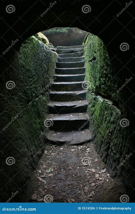 Cave exit 2 stock photo. Image of darkness, scene, rough - 2574206