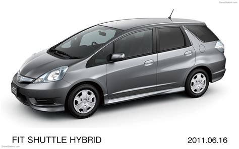 Honda New Fit Shuttle and Fit Shuttle Hybrid Compact Cars 2011 ...