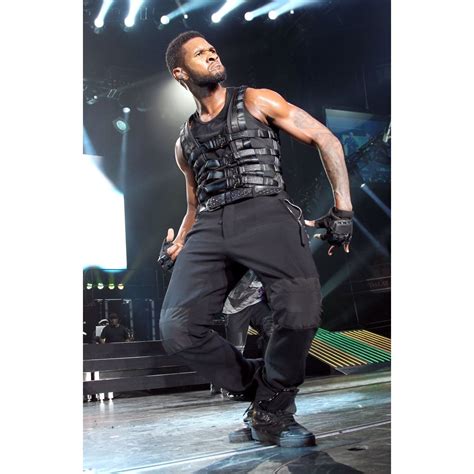 Usher On Stage For Usher In The Omg Tour Mandalay Bay Events Center Las ...