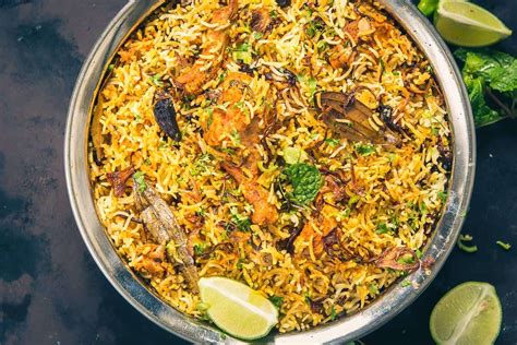 Traditional Hyderabadi Chicken Biryani Recipe - Whiskaffair