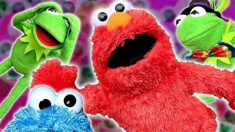 Creepy Elmo Meme