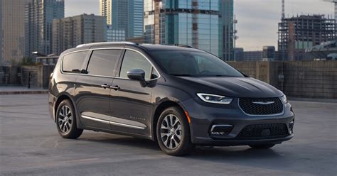 2023 Chrysler Pacifica Review, Pricing, And Specs | lupon.gov.ph