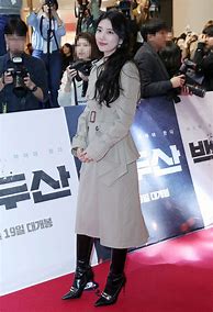 Image result for Bae Suzy Red Carpet