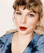 Image result for Taylor Swift Curly Eyes