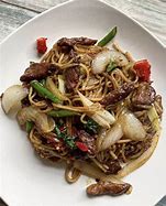 Image result for Yaki Udon vs Lo Mein