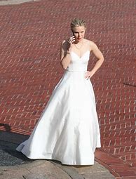 Image result for Kristen Bell Pink Dress