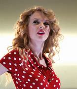 Image result for Taylor Swift Curly Eyes