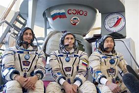 Image result for Soyuz TMA-05M