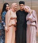 Image result for Baju Raya Artis