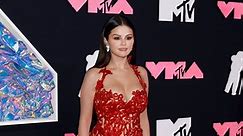 Selena Gomez Attends 2023 VMAs in Red Dress [Photos]