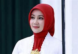 Image result for Istri Ridwan Kamil