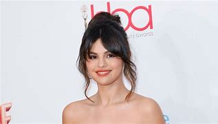 Image result for Selena Gomez Make Up