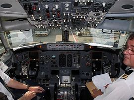 Image result for 737-500 Cockpit