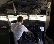 Image result for 737-900ER Cockpit