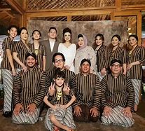 Image result for Baju Adat Jogja