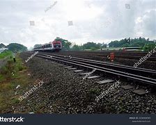 Image result for Kereta API Jakarta Yogyakarta