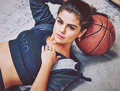 Image result for Selena Gomez Elle Wallpaper