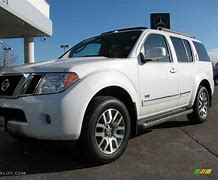 Image result for Nissan Pathfinder V8