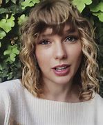 Image result for Taylor Swift Curly Eyes