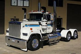 Image result for Mack Superliner Images