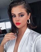 Image result for Selena Gomez Make Up