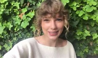 Image result for Taylor Swift Silhouette Curly Hair