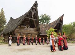 Image result for Pakaian Adat Sumatera Utara