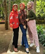 Image result for Istri Ridwan Kamil