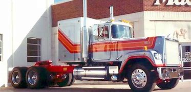 Image result for Mack Superliner Images