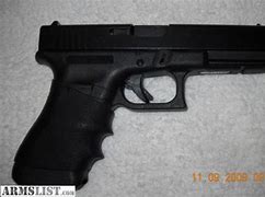 Image result for Glock 17 Full Size