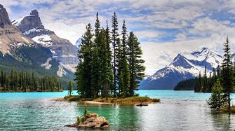 Image result for Lake Maligne Photography