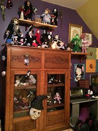 Image result for Living Dead Dolls Creepy