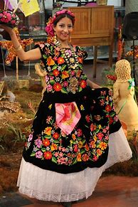 Image result for Oaxaca Folklorico Dress