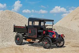 Image result for IH 1890 Dump Truck