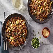 Image result for Yaki Udon vs Lo Mein