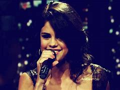 Image result for Selena Gomez Yes Gifs