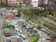 Image result for HO Train Layouts 4 X 6