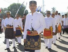 Image result for Pakaian Adat NTB